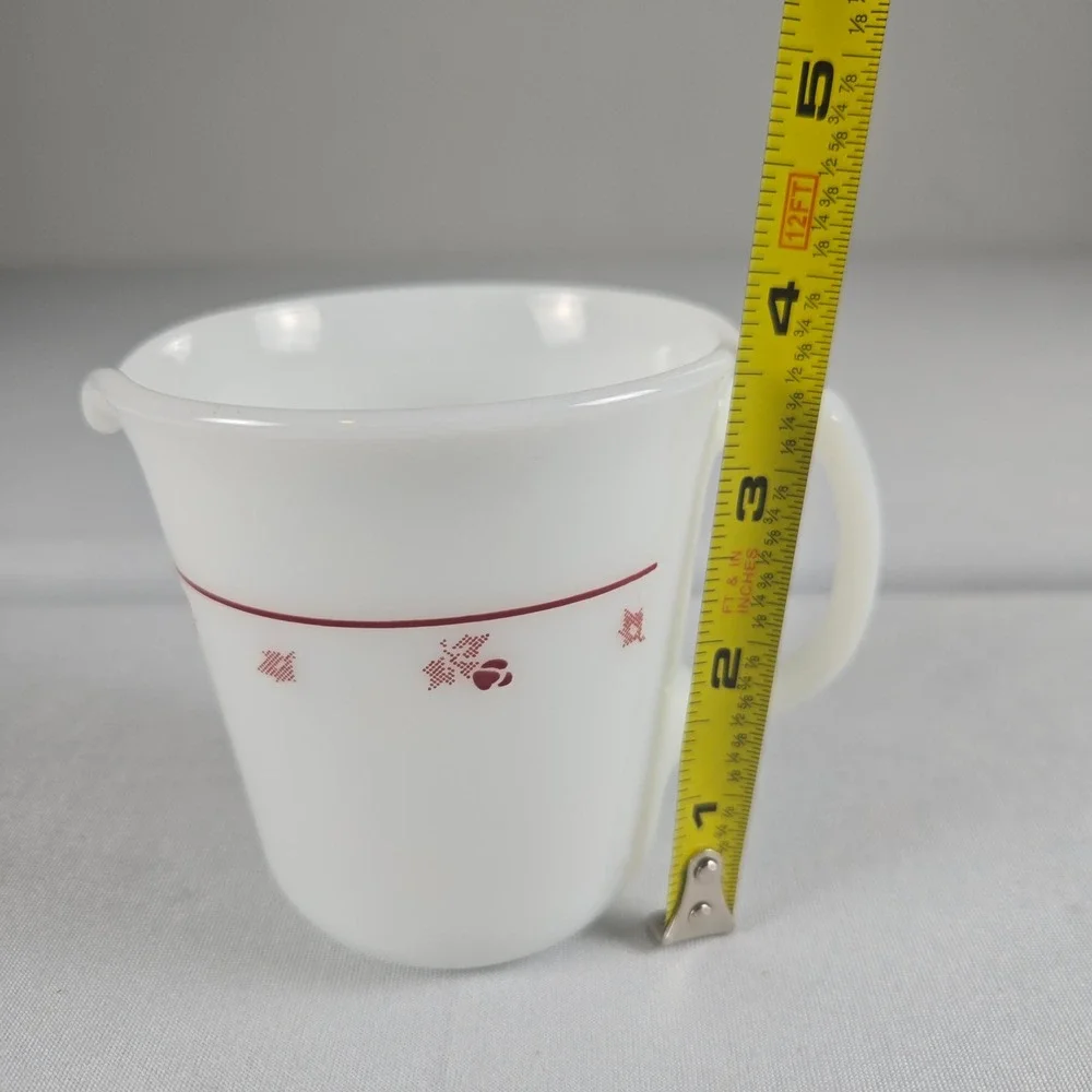 Corning Ware Country Cornflower Red Hearts Creamer Pitcher 20 oz White USA